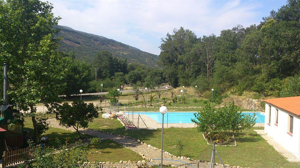 Hotel Valle Del Jerte Los Arenales Buitenkant foto